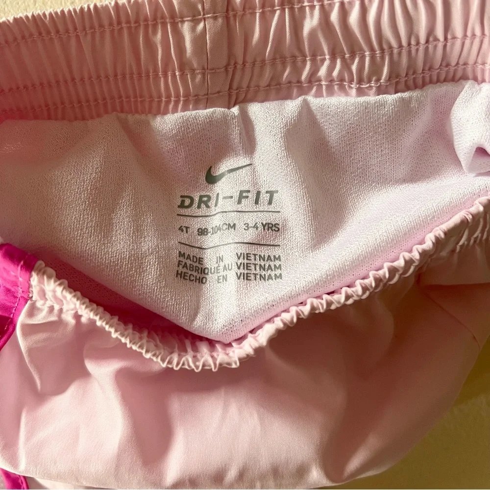 Nike shorts - Picture 4 of 4